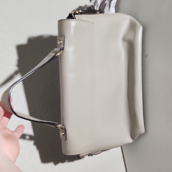 Kate Spade Purse good condion has some scuffs -latch and indent strap non ks - Picture 12 of 15